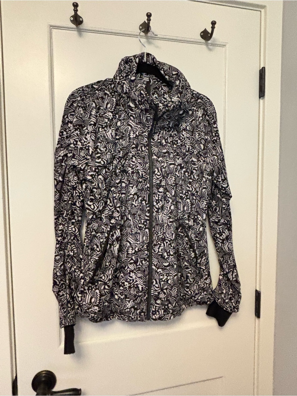 lululemon athletica seawheeze edition running jacket